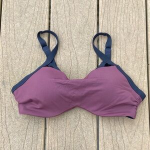 Athleta Women’s Maroon Underwire Bikini Top with Black Trim Size 34 B/C